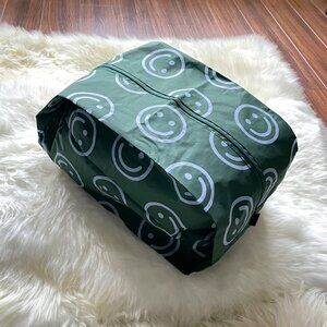 NWOT BAGGU 3D Zip Pouch, Forest Happy